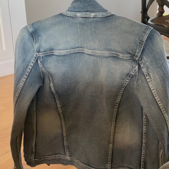 Cropped Jean Jacket - Picture 2 of 2